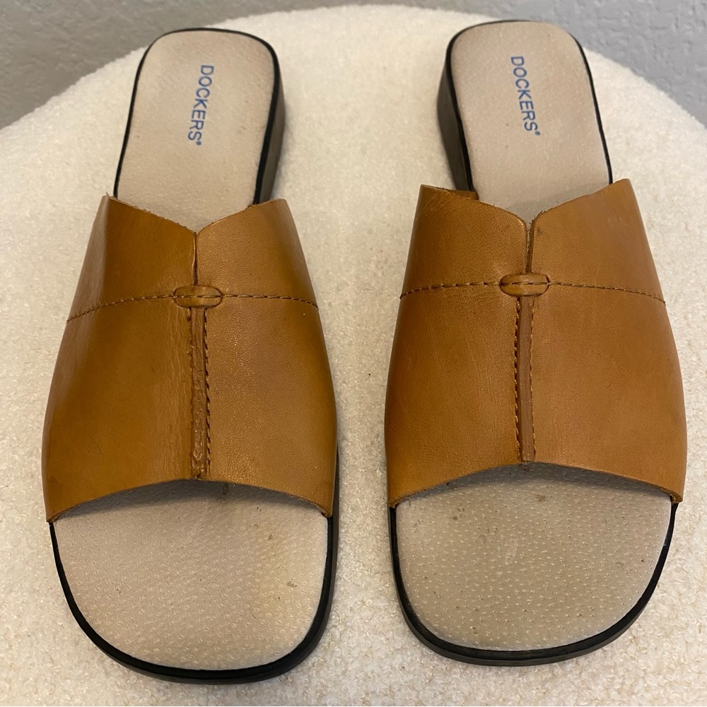 Dockers Wedge Sandals Size 9.5